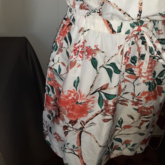 Stylehouse Off the Shoulder Floral Mini Dress w/ pockets Size Small - Picture 6 of 15